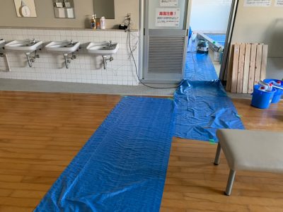 寮浴室 養生 工事 タイル張替え 神戸市 トラブラン