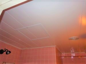 浴室天井 修繕工事 バスパネル 点検口設置 神戸市 トラブラン
