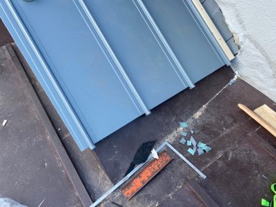 ガルバリウム鋼板 取付け カバー工法 設置 トラブラン