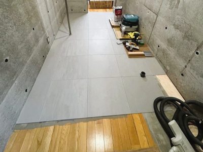床 リフォーム 床張り ユーティリティスペース 愛犬用 神戸市 トラブラン