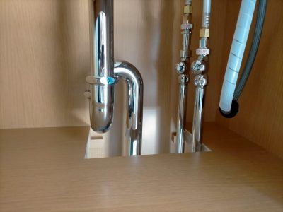 給排水工事 取付け 開口 ペット用シャンプー台 ドックバス 神戸市 トラブラン