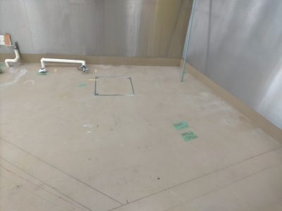 店舗 内装工事 店内改装 造作作業 電気配線 天井 神戸市 北野 トラブラン 店舗 内装工事 店内改装 造作作業 電気配線 天井 神戸市 北野 トラブラン