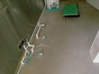 配管 不要 撤去 店舗改装 店内 内装 工事 新店舗 神戸市 トラブラン