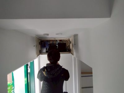 電気配線 分岐 ブレーカー 店舗改装 店内 内装 工事 新店舗 神戸市 トラブラン