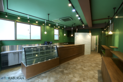 店舗改装 店内 内装 工事 新店舗 店舗デザイン 開店 神戸市 トラブラン