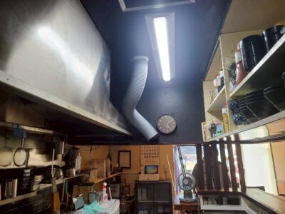 空調ダクト 取付け 冷暖房 厨房 設置 店舗 エアコン取替え 工事 神戸市 トラブラン 空調ダクト 取付け 冷暖房 厨房 設置 店舗 エアコン取替え 工事 神戸市 トラブラン
